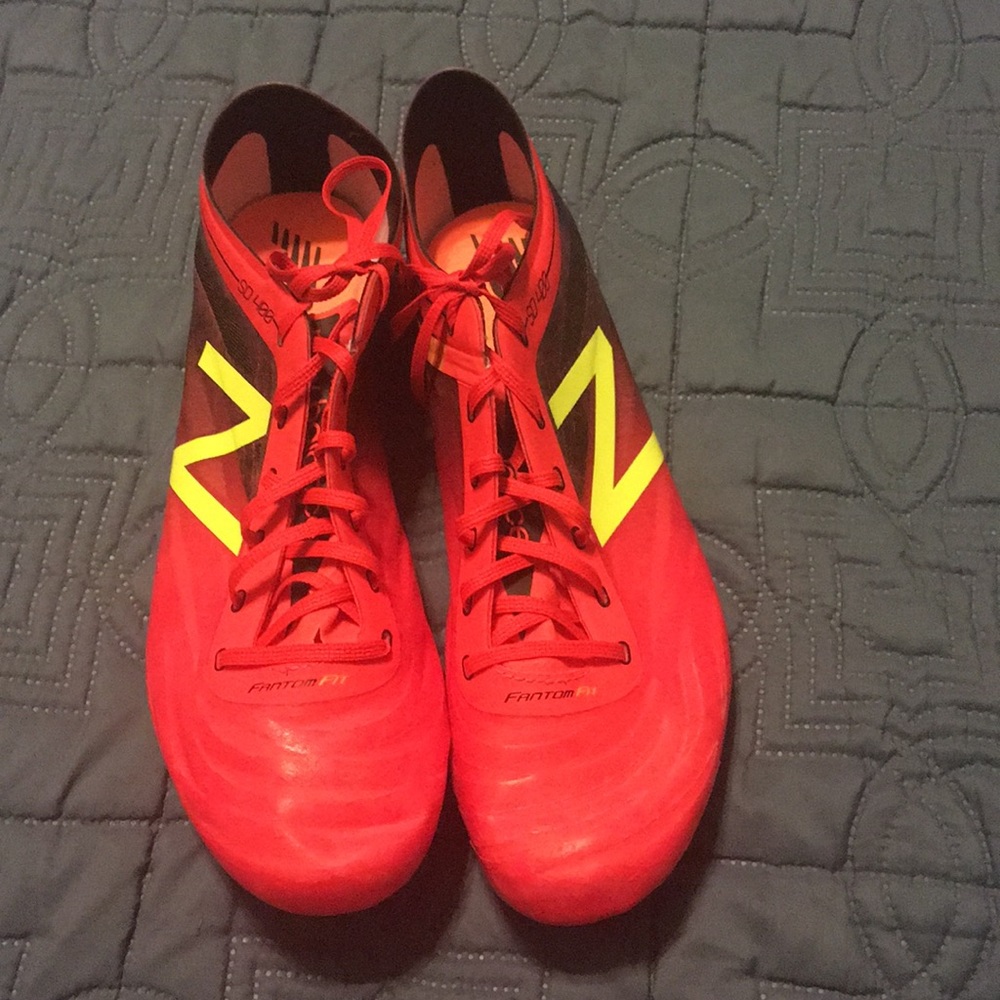 Trayvon Bromell new balance track spikes